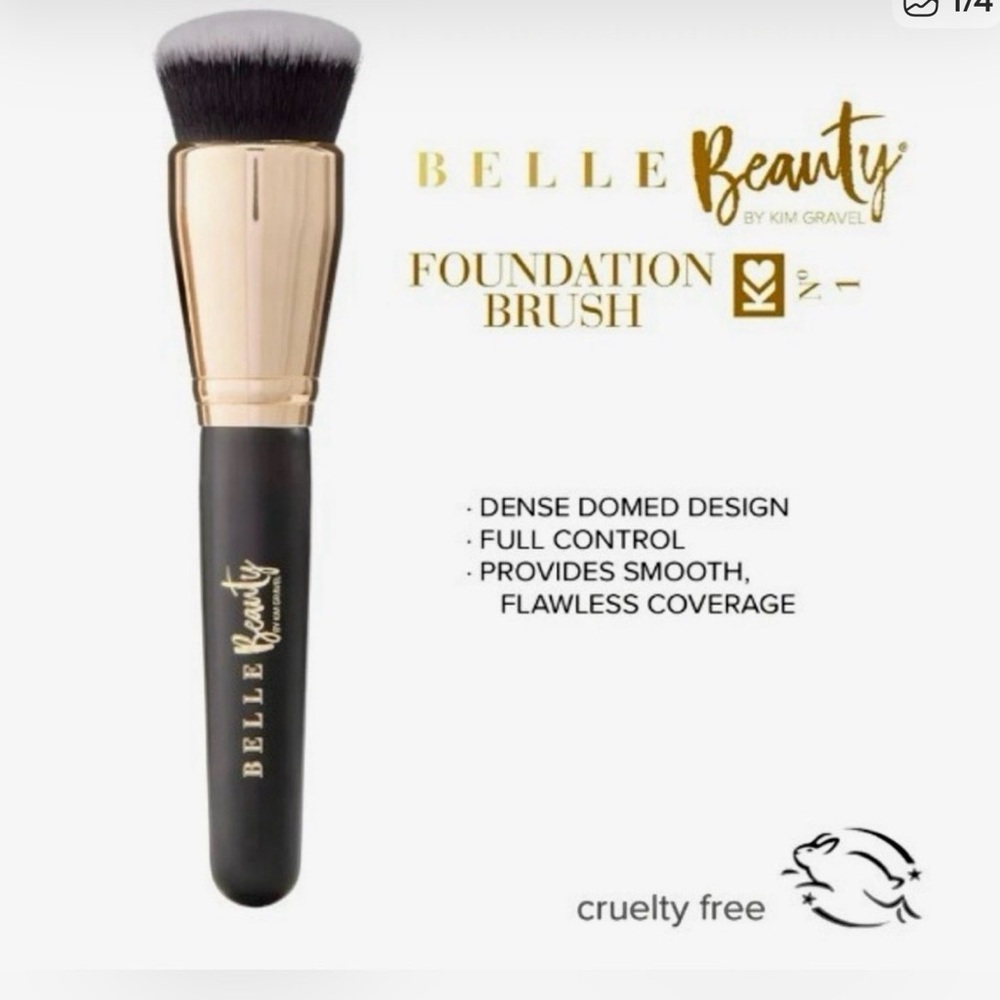 Belle Beauty Foundation Brush - Black and Gold